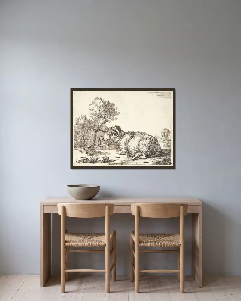 Liegender Widder, nach links gewandt von Marcus de Bye gerahmt an einer Wand