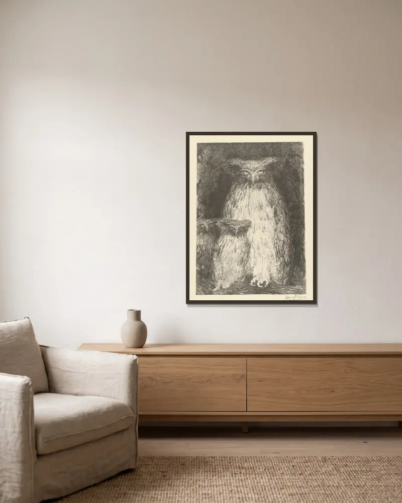 Studie dreier Eulen von Henry de Groux gerahmt an einer Wand