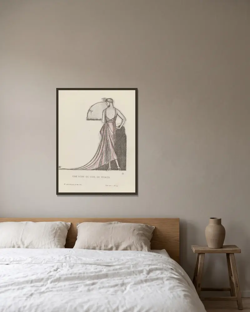 Ein Abendkleid von Worth, 1920 – Nr. 1 von Bernard Boutet de Monvel gerahmt an einer Wand