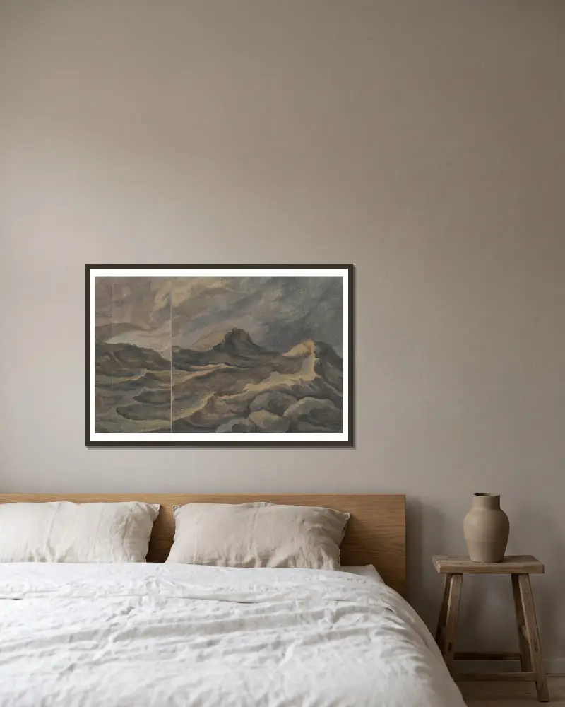 Fantastisch berglandschap; voorgrond ‘La Tour de Babel’ av David Humbert de Superville inramad på en vägg