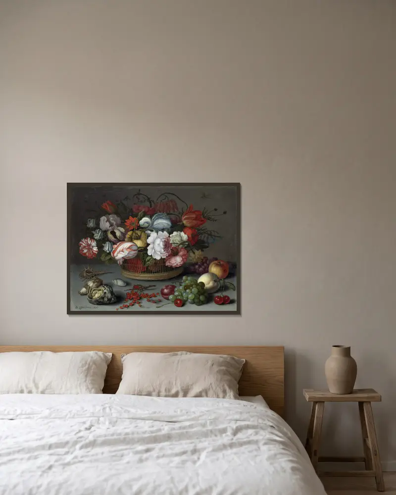 Basket of Flowers av Balthasar van der Ast inramad på en vägg