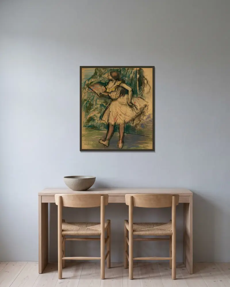 Tanečnice s vějířem, Edgar Degas v rámu na stěně