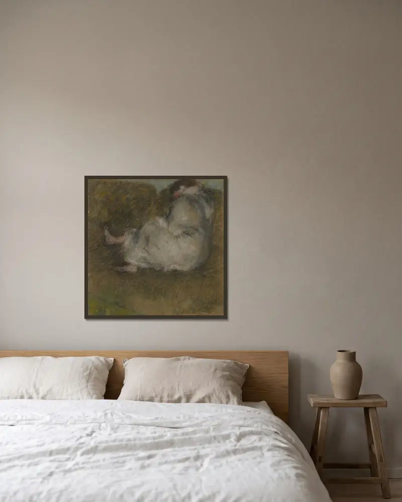 Femme assise sur un divan av Edgar Degas inramad på en vägg