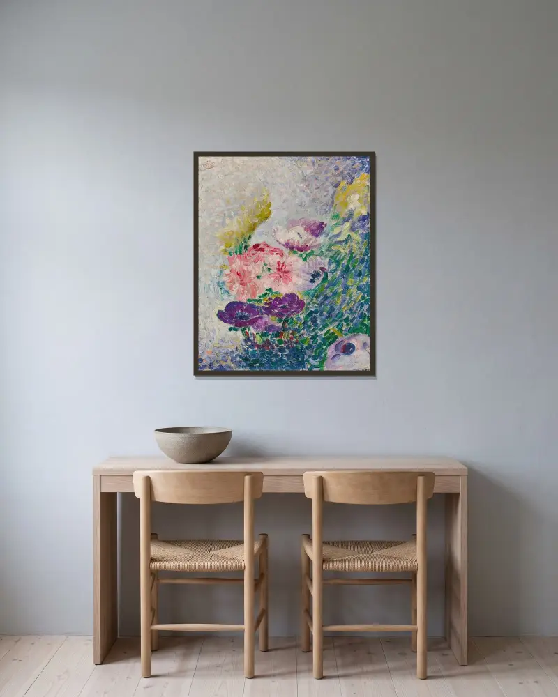 Bukett med vallmo och krysantemum av Henri-Edmond Cross inramad på en vägg
