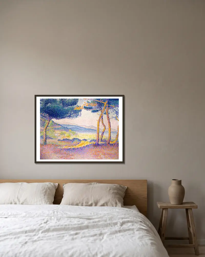 Pines Along the Shore av Henri-Edmond Cross inramad på en vägg