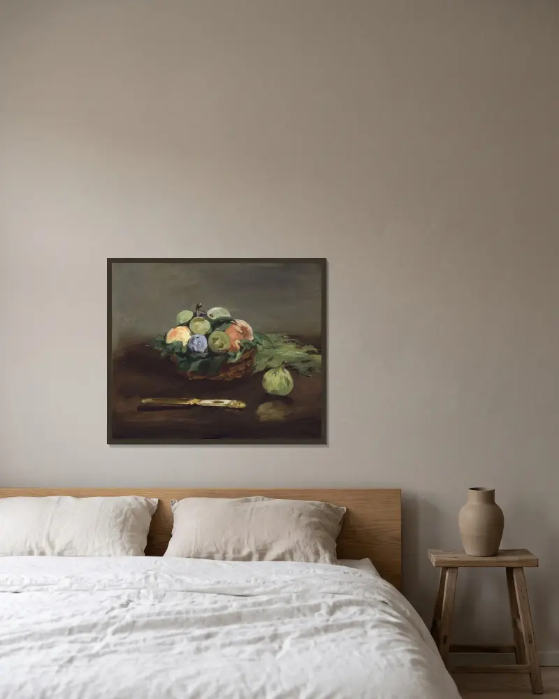 Basket of Fruit av Édouard Manet inramad på en vägg
