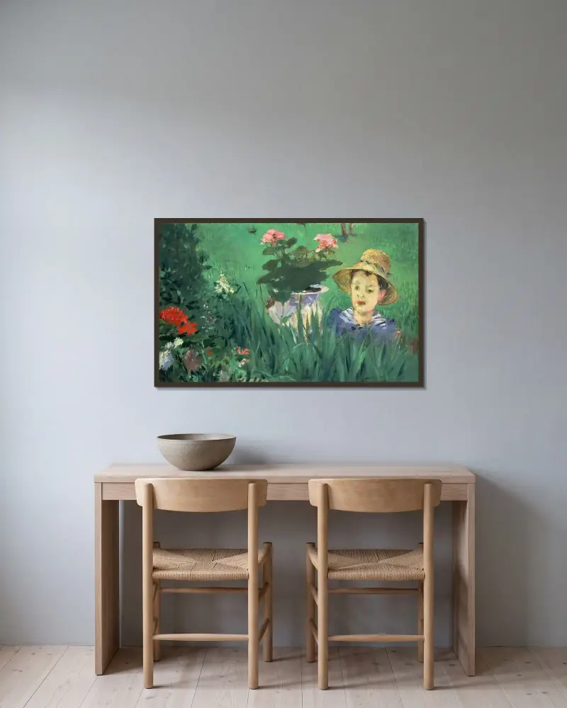 Junge in Blumen (Jacques Hoschedé) von Édouard Manet gerahmt an einer Wand