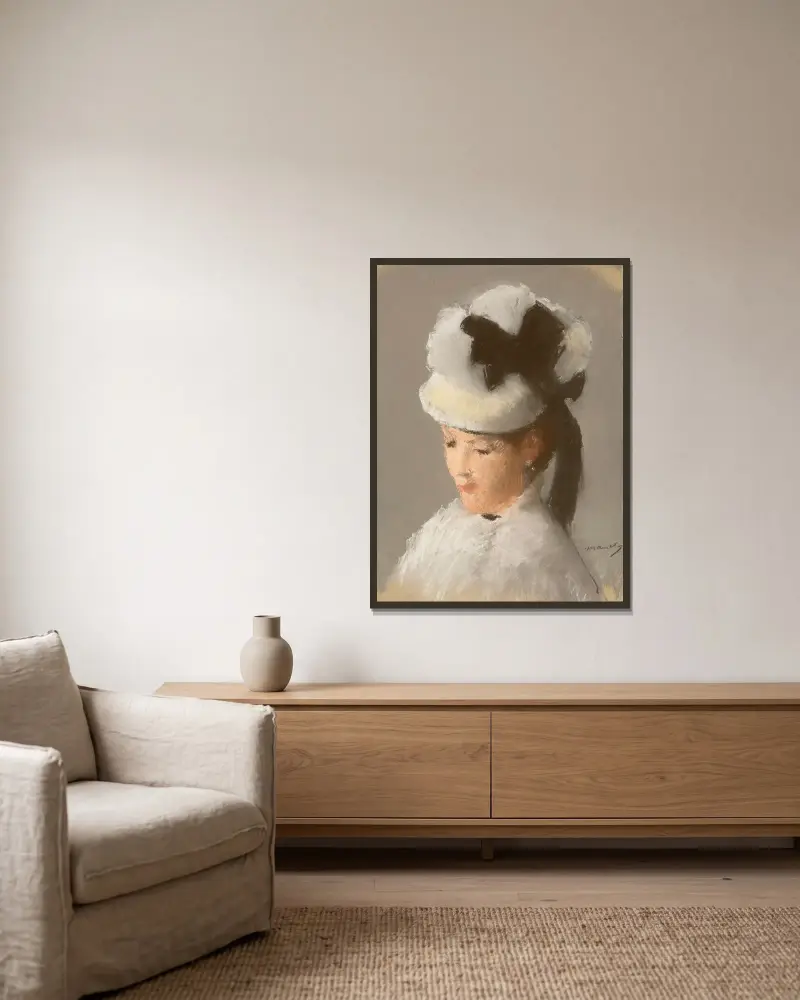 Jeune femme au chapeau blanc av Édouard Manet inramad på en vägg