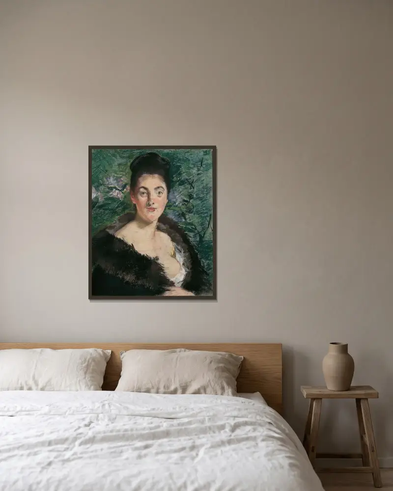 Dame im Pelz von Édouard Manet gerahmt an einer Wand