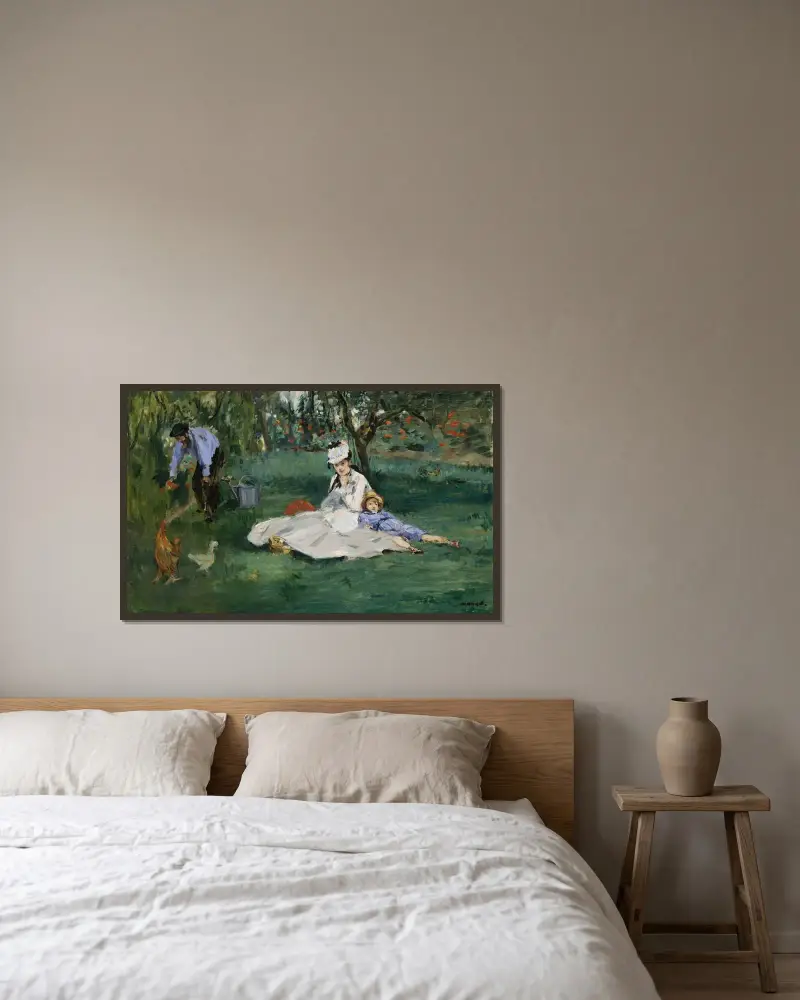Die Familie Monet im Garten in Argenteuil von Édouard Manet gerahmt an einer Wand
