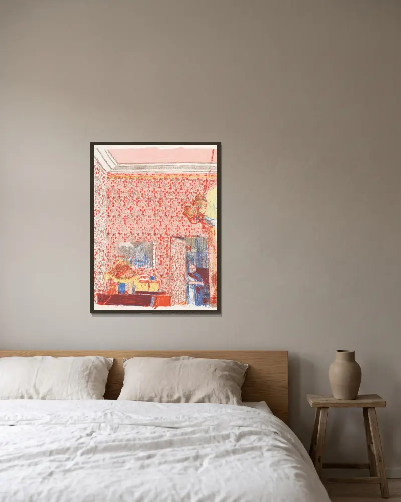 Interieur aux tentures roses I av Édouard Vuillard inramad på en vägg