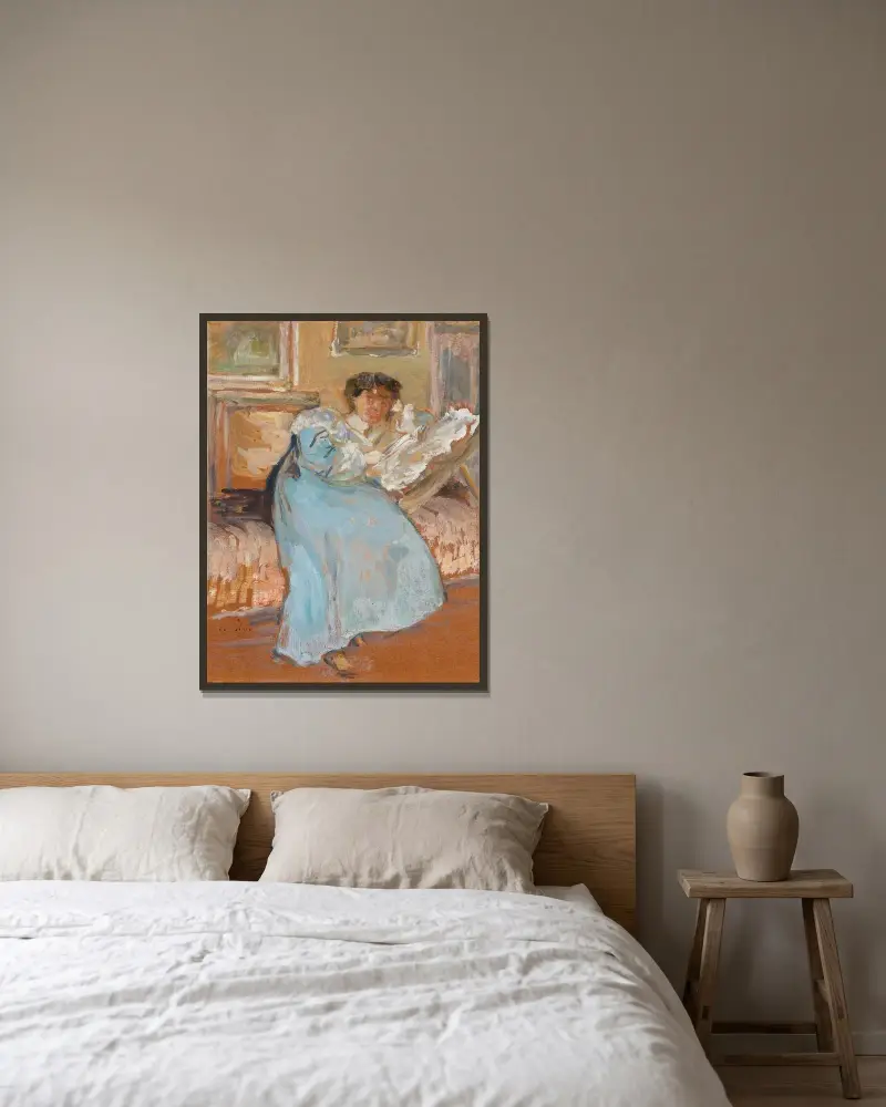 Madame Hessel à la robe opale av Édouard Vuillard inramad på en vägg
