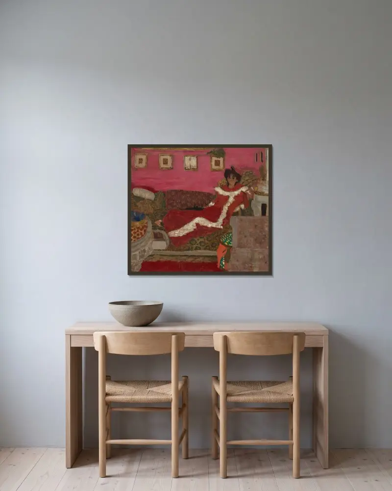 Portrait de Madame Delierre, dit Symphonie en rouge av Édouard Vuillard inramad på en vägg