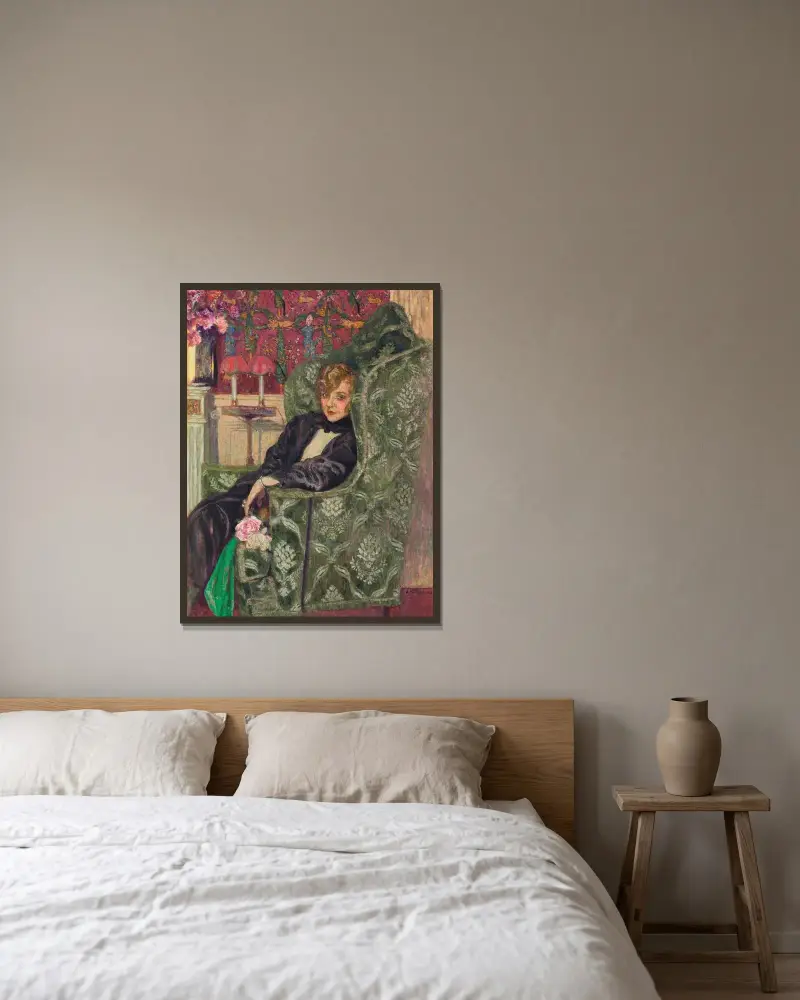 Yvonne Printemps au fauteuil av Édouard Vuillard inramad på en vägg