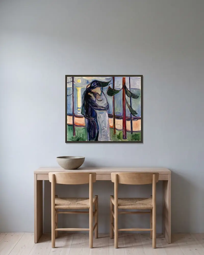 Kuss am Strand von Edvard Munch gerahmt an einer Wand