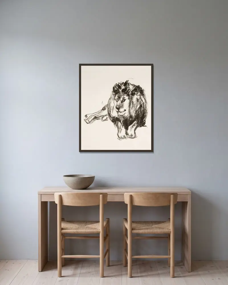 Liegender Löwe von Edvard Munch gerahmt an einer Wand