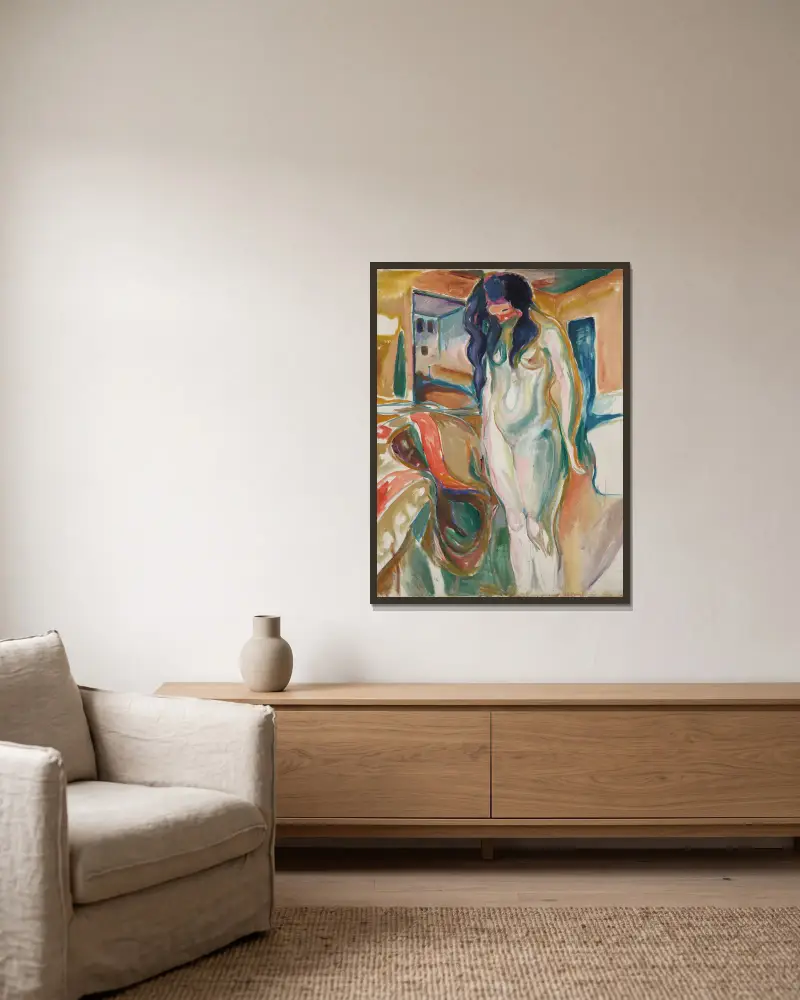 Modell am Flechtstuhl von Edvard Munch gerahmt an einer Wand