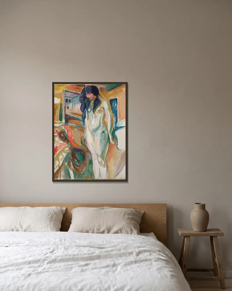 Modell am Flechtstuhl von Edvard Munch gerahmt an einer Wand