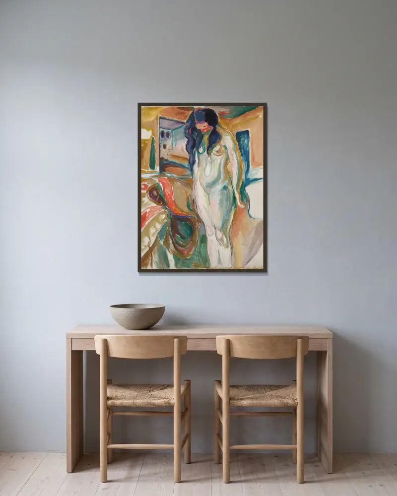 Modell am Flechtstuhl von Edvard Munch gerahmt an einer Wand