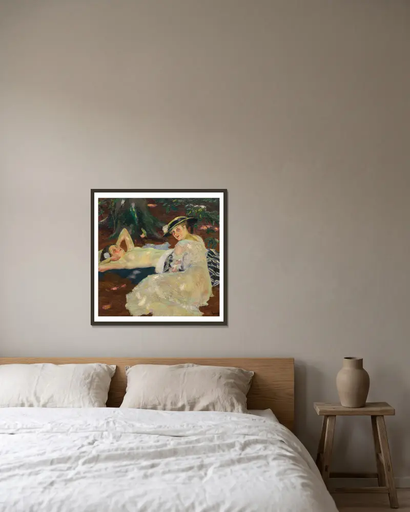 Heißer Tag (Zwei Damen unter den Bäumen) von Edward Cucuel gerahmt an einer Wand
