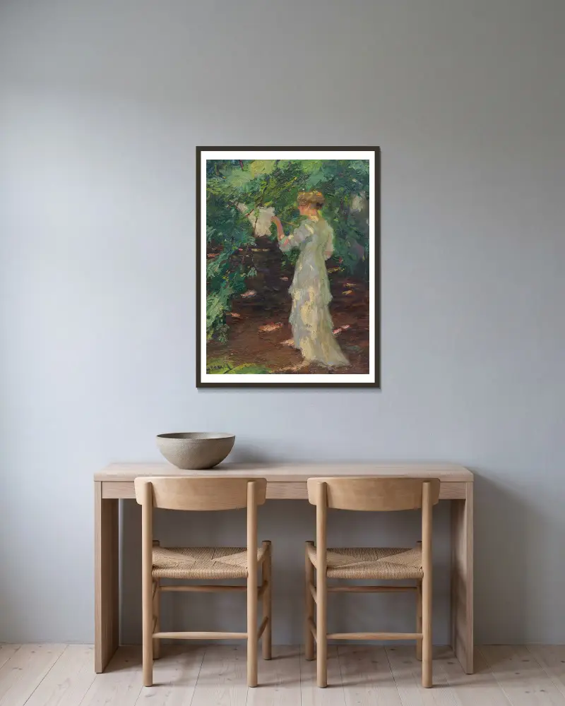 Waldschatten von Edward Cucuel gerahmt an einer Wand