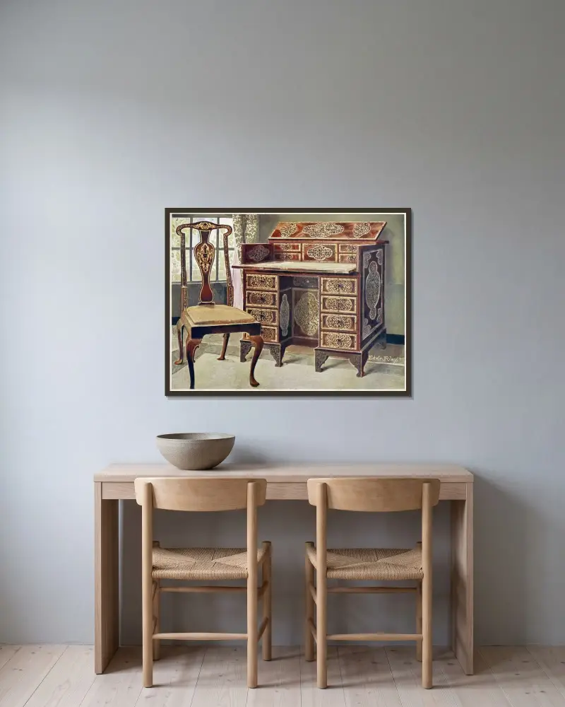 Skrivbord med valnötsinläggning av Edwin Foley inramad på en vägg
