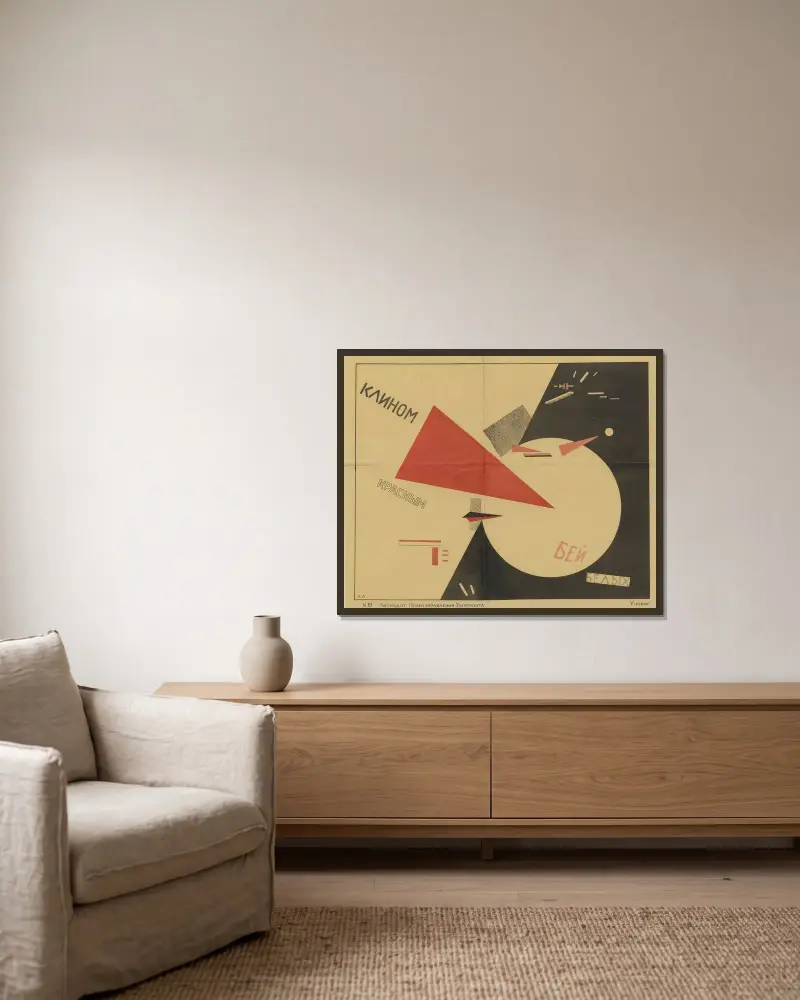Beat The Whites With The Red Wedge av El Lissitzky inramad på en vägg