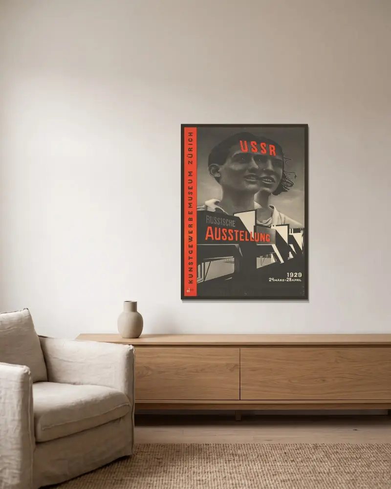 Sovjetunionen, rysk utställning, Kunstgewerbemuseum Zürich av El Lissitzky inramad på en vägg