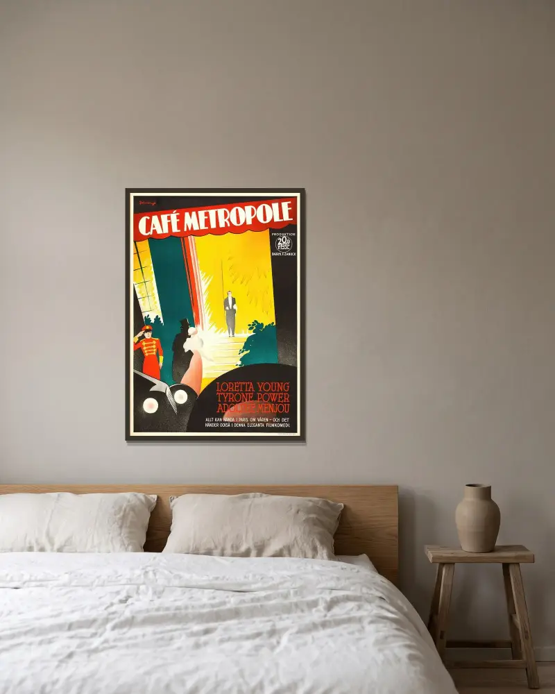 Cafe Metropole av Eric Rohman inramad på en vägg