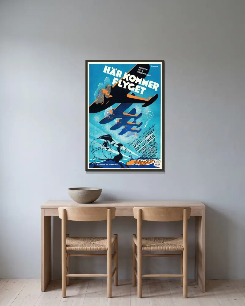 Devil Dogs of the Air av Eric Rohman inramad på en vägg