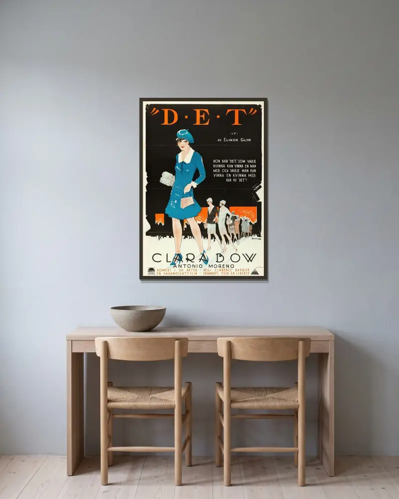 It von Eric Rohman gerahmt an einer Wand