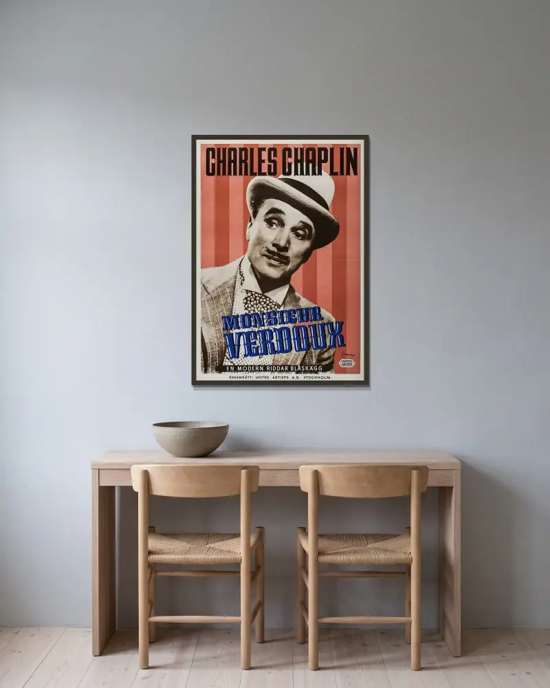 Monsieur Verdoux av Eric Rohman inramad på en vägg