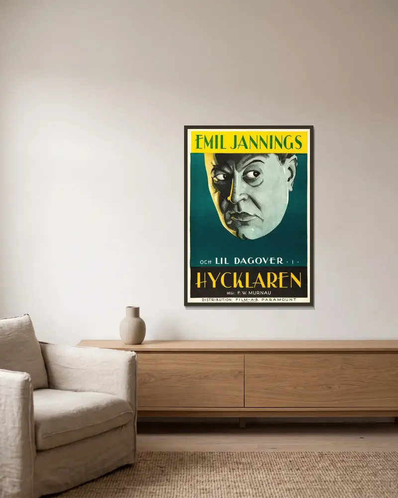 Tartuffe av Eric Rohman inramad på en vägg