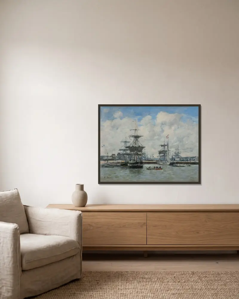 Hamnen i Trouville av Eugène Boudin inramad på en vägg