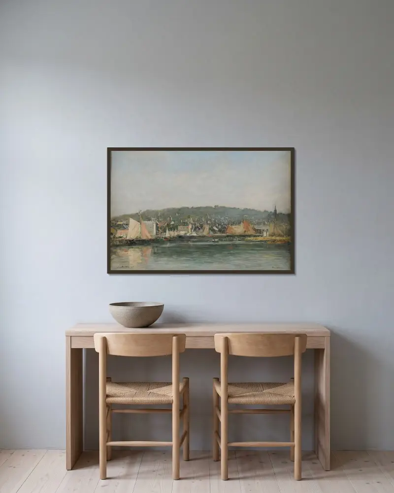 Hamnen i Trouville på morgonen av Eugène Boudin inramad på en vägg
