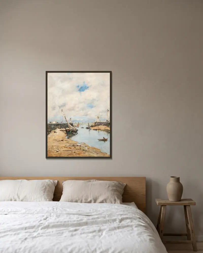 Trouville, strandad loggare av Eugène Boudin inramad på en vägg