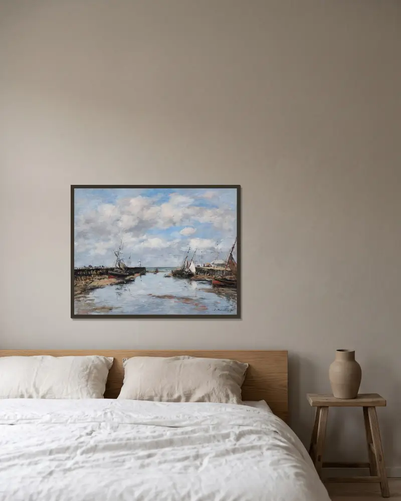 Trouville, pirerna, lågvatten av Eugène Boudin inramad på en vägg