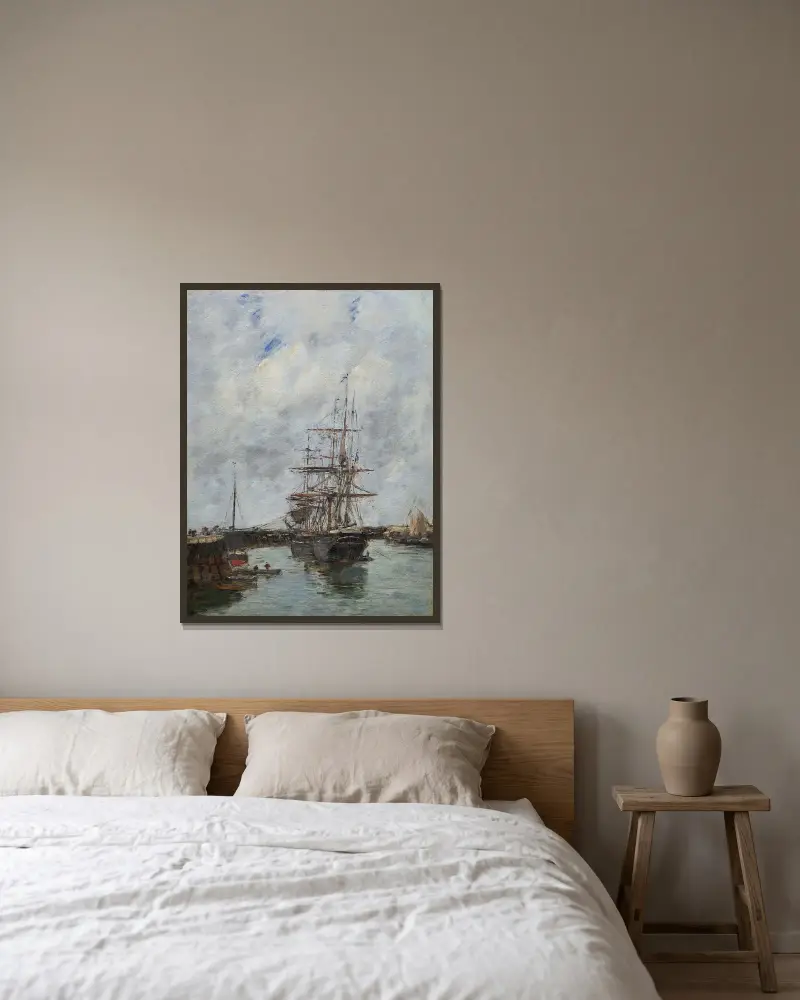 Trouville, pirerna vid högvatten av Eugène Boudin inramad på en vägg