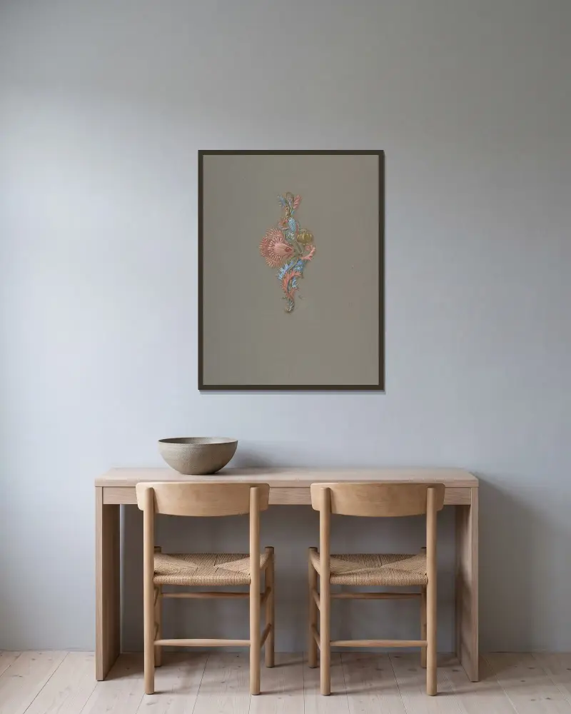Design för ett hänge av Eugène Grasset inramad på en vägg