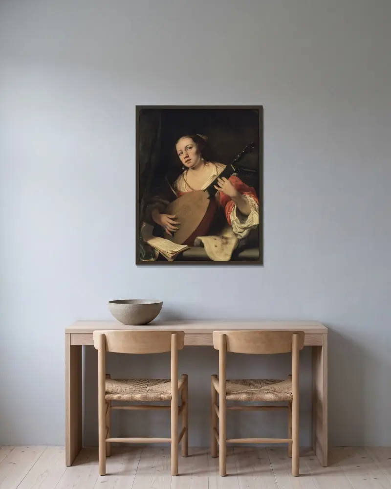 En dam som spelar luta av Ferdinand Bol inramad på en vägg