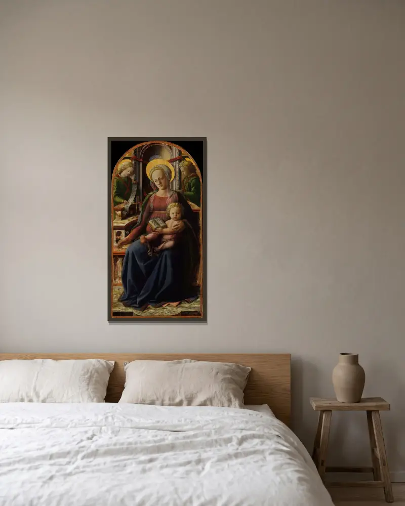 Madonna and Child Enthroned with Two Angels av Filippo Lippi inramad på en vägg
