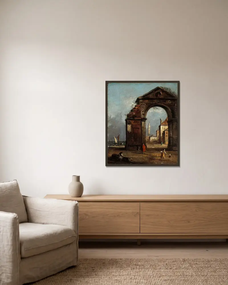 Capriccio mit ruinösem Triumphbogen und Lagunenlandschaft von Francesco Guardi gerahmt an einer Wand