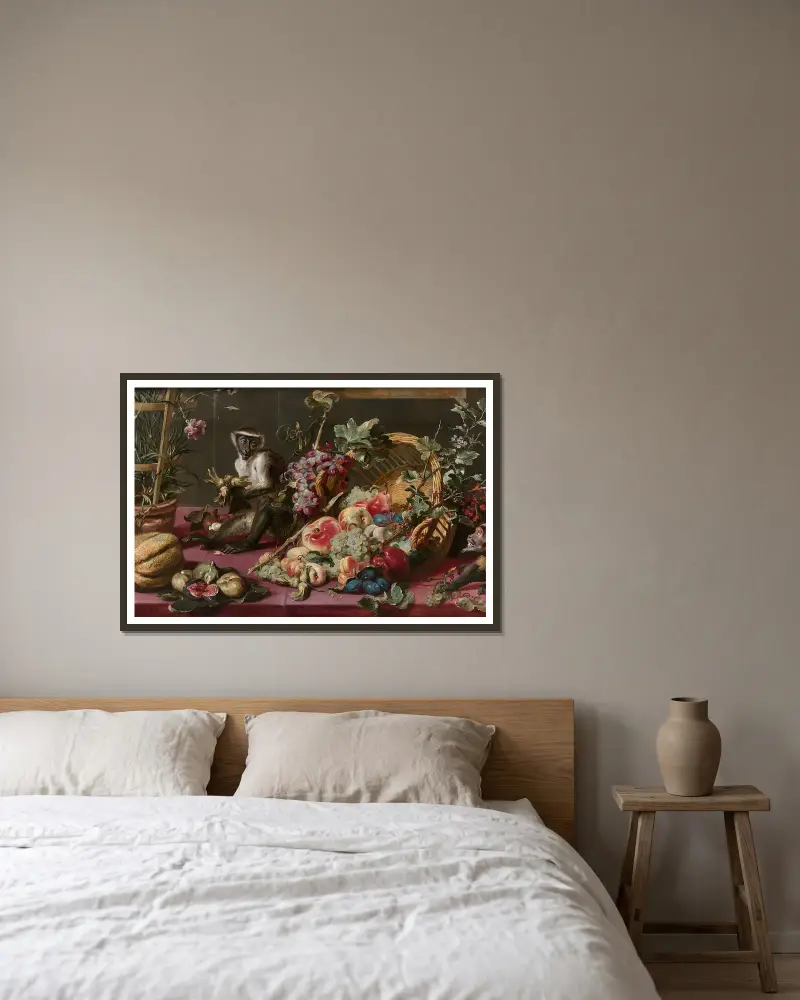 Singes près d’une corbeille de fruits av Frans Snyders inramad på en vägg