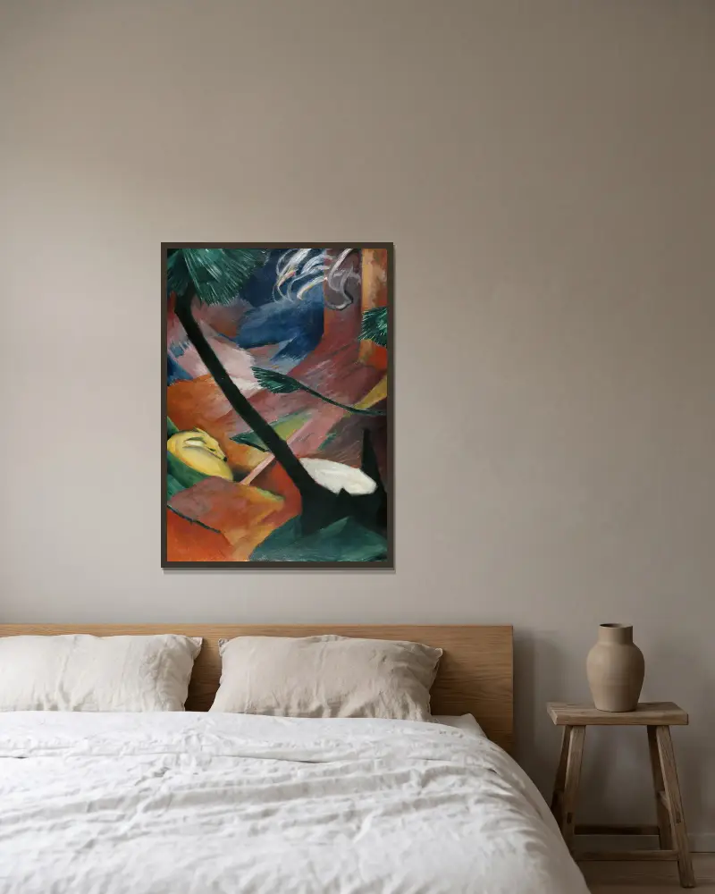 Rehe im Wald II von Franz Marc gerahmt an einer Wand