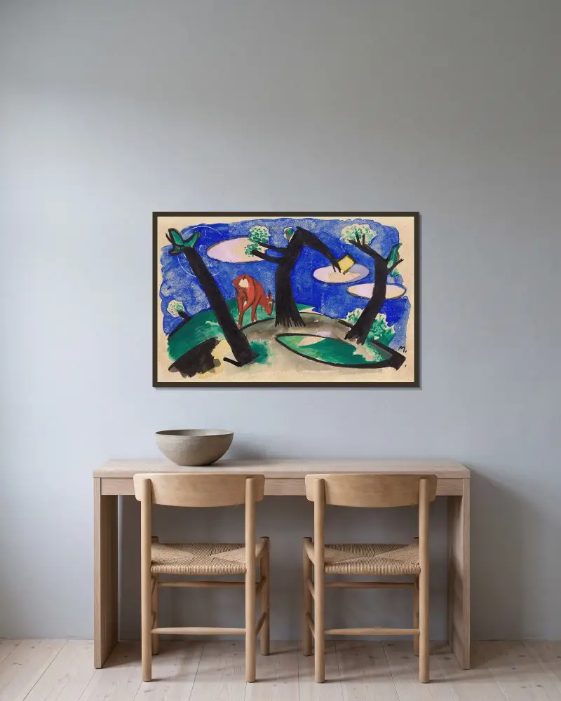Landschaft mit einem roten Tier von Franz Marc gerahmt an einer Wand