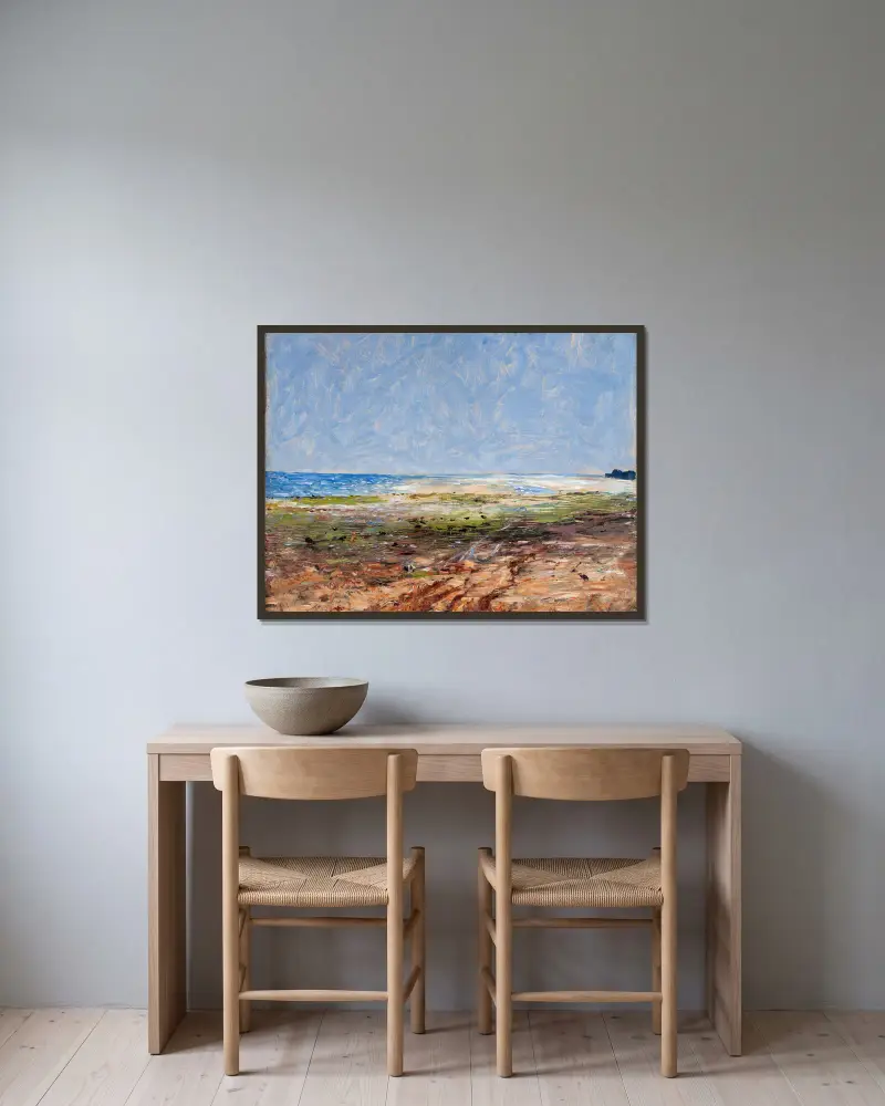 Kustvy, Luc-sur-Mer av Carl Fredrik Hill inramad på en vägg