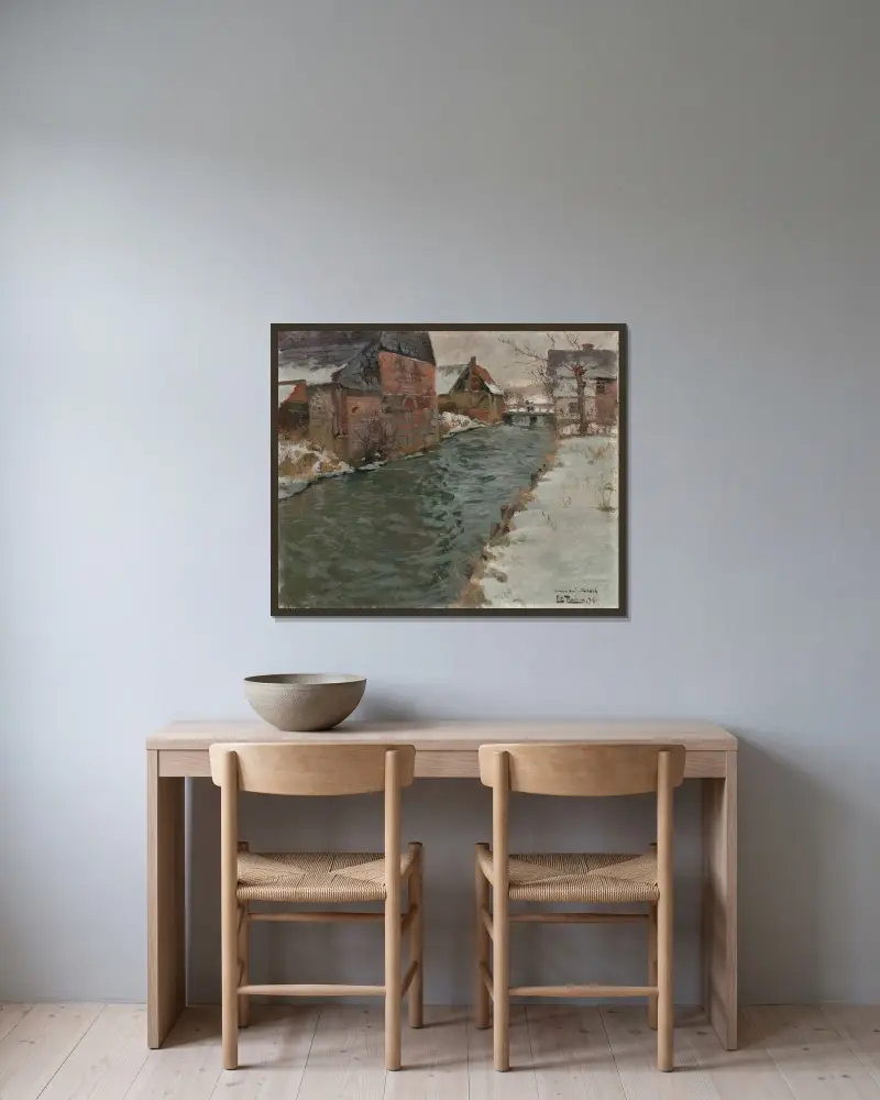 Hameau en bord de rivière av Frits Thaulow inramad på en vägg