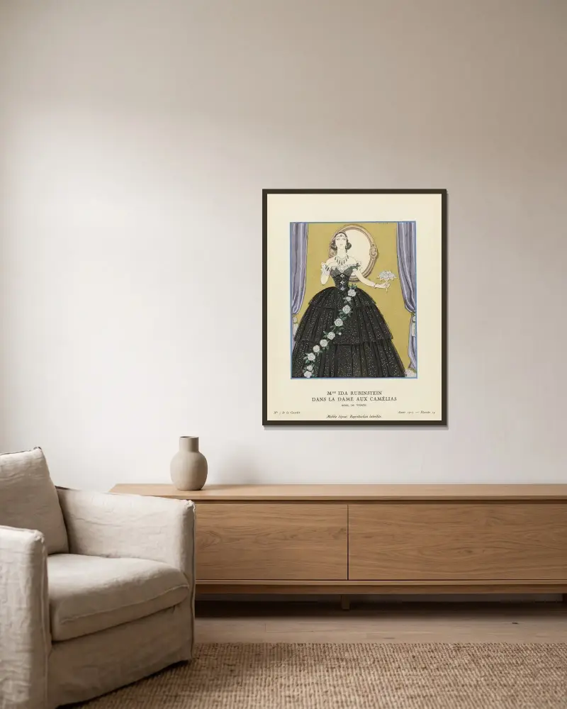 Mme Ida Rubinstein dans La Dame aux Camélias av George Barbier inramad på en vägg