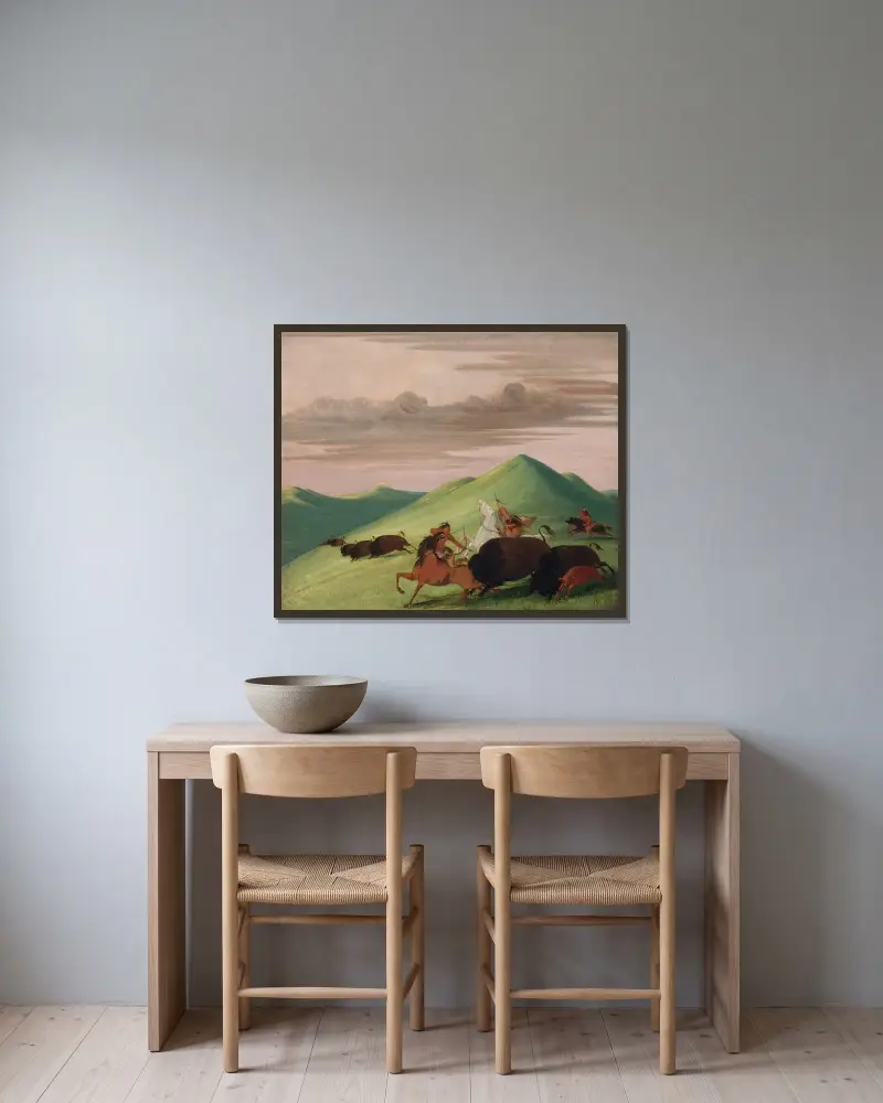 Buffeljakt, tjur som skyddar ko och kalv av George Catlin inramad på en vägg