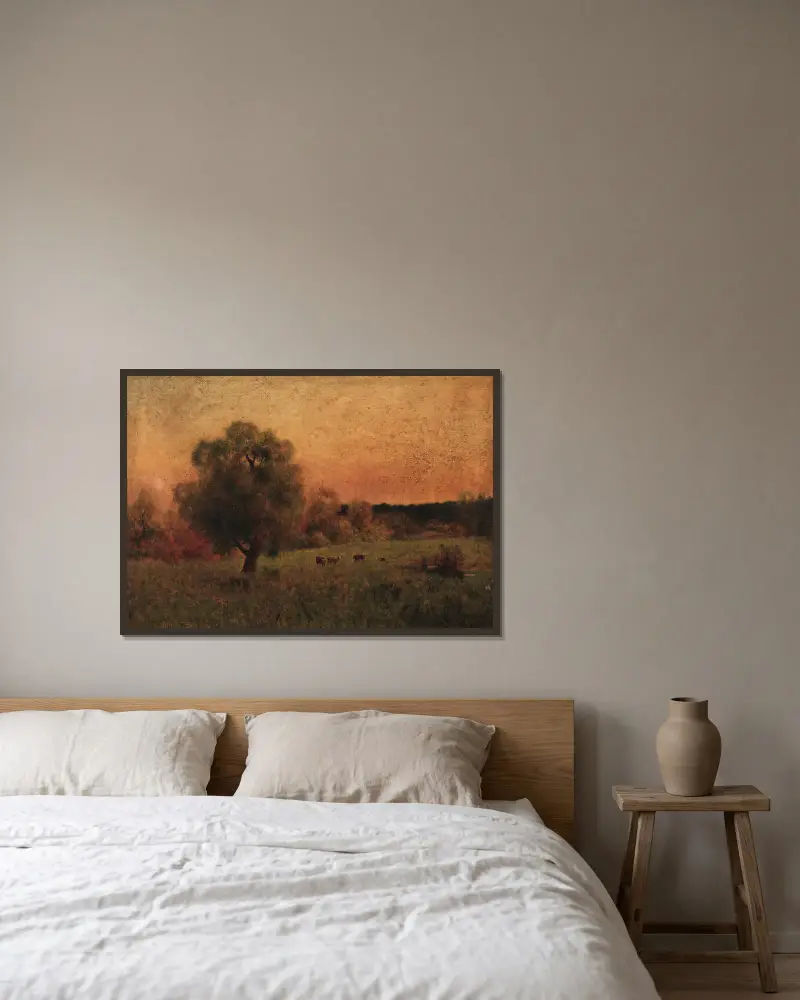 Kühe auf einer Wiese von George Inness gerahmt an einer Wand